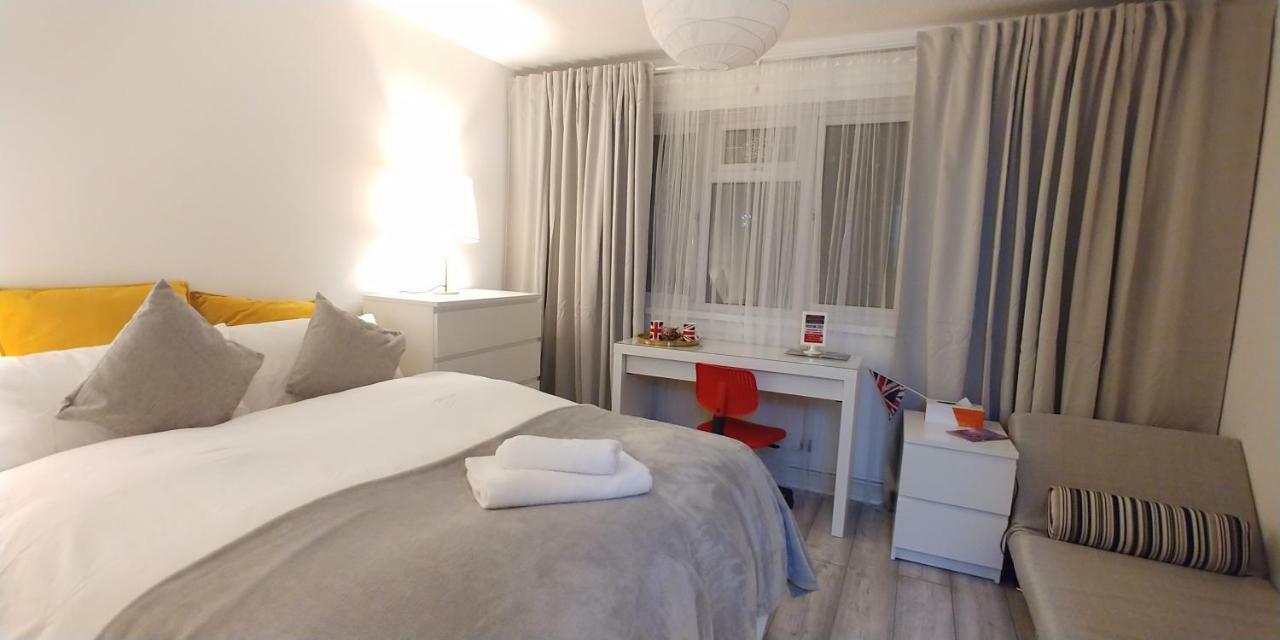Al Iram Guest House 런던 외부 사진