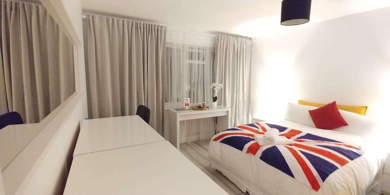 Al Iram Guest House 런던 외부 사진