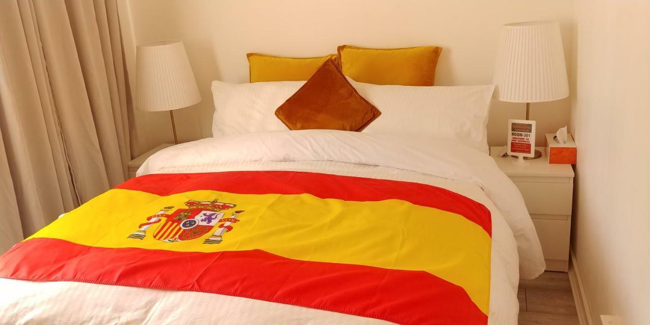 Al Iram Guest House 런던 외부 사진